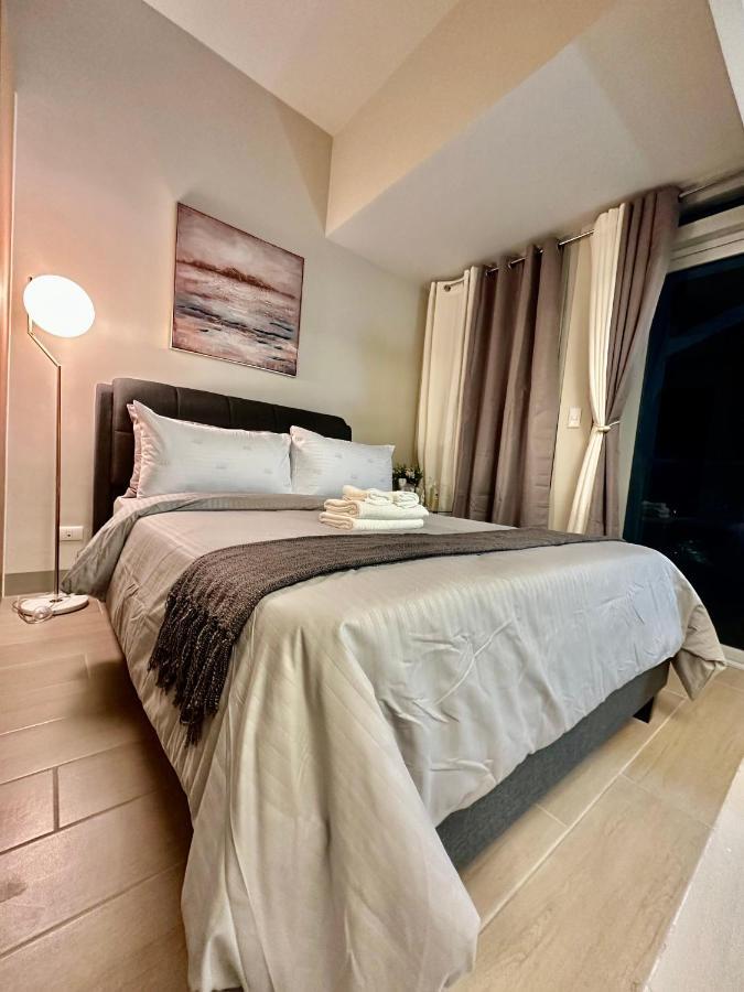 Bgc, Uptown Parksuites Tower 2 Taguig Extérieur photo